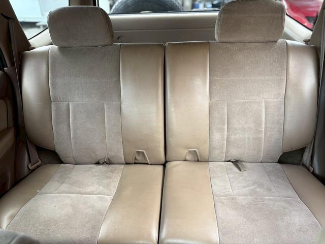 ハイラックスサーフ ＳＳＲ－Ｘ　プレミアムセレクション　☆ハーフレザーシート☆４ＷＤ☆１ＫＺターボエンジン☆社外ナビ☆　リアマウントスペアタイヤ☆　リアスポイラー☆　トレーラーヒッチマウント☆１６インチ純正ホイル（17枚目）