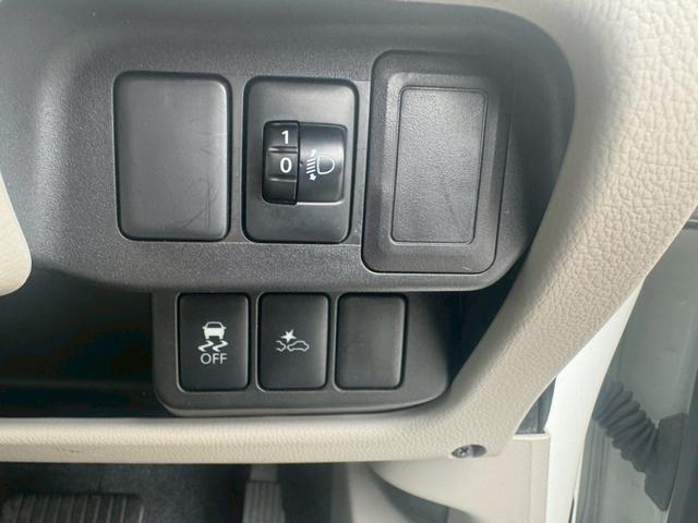 デイズ S 衝突被害軽減ブレーキ Bluetooth ナビ フルセグ バックカメラ キーレス 内地中古車(30枚目)