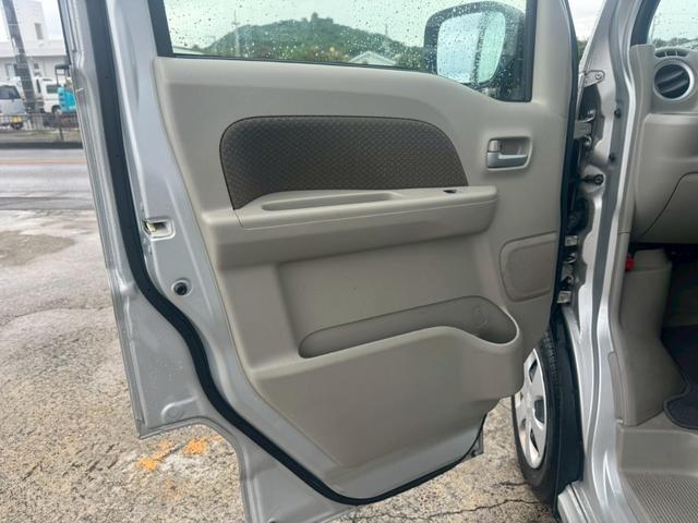 エブリイワゴン ＪＰターボ　衝突被害軽減ブレーキ　Ｂｌｕｅｔｏｏｔｈ　ナビ　バックカメラ　キーレス　プッシュスタート　ＥＴＣ　内地中古車（37枚目）