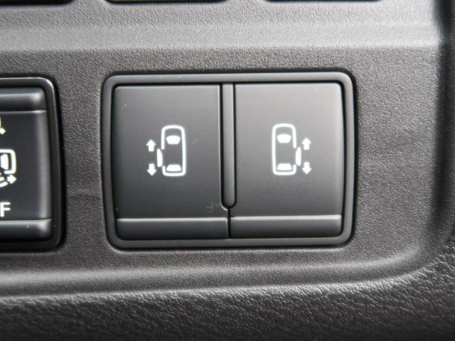【ハンズフリー両側パワースライドドア】スマートキーや運転席のスイッチで後席両側スライドドアの開閉が可能♪電動だから力を入れてドアを開ける必要が無く、小さなお子様でも簡単に開け閉めでき快適です♪