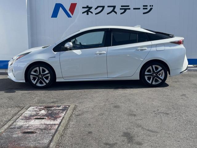 プリウス Ａツーリングセレクション　禁煙車　純正９型ナビ　衝突軽減装置　レーダークルーズ　バックカメラ　自動駐車システム　Ｂｌｕｅｔｏｏｔｈ再生　フルセグ　ＬＥＤヘッドライト　ＥＴＣ　革巻きステアリング　クリアランスソナー（22枚目）