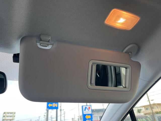 プリウス ＳセーフティプラスＩＩ　禁煙車　衝突軽減　ディスプレイオーディオ　バックカメラ　Ｂｌｕｅｔｏｏｔｈ　ＬＥＤヘッド／フォグ　レーダークルーズ　クリアランスソナー　ブラインドスポットモニター　スマートキー　ＥＴＣ（55枚目）