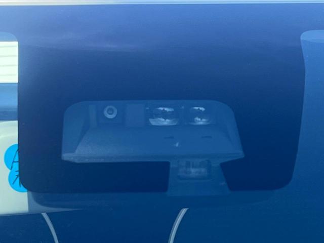 【スズキ　セーフティサポート】走行中に前方の車両等を認識し、衝突しそうな時は警報とブレーキで衝突回避と被害軽減をアシスト。より安全にドライブをお楽しみいただけます。