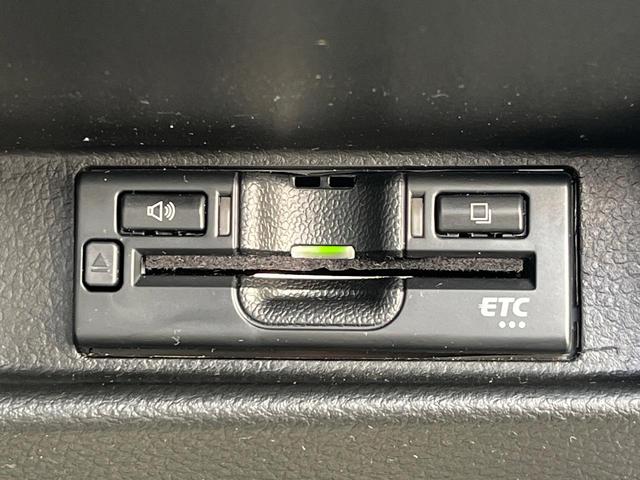 【ＥＴＣ】高速道路の料金所をストレスなく通過！話題のスポットやサービスエリアに多い「スマートＩＣ」利用時は必須のアイテムです。当店でセットアップを実施、ご納車当日からすぐにご利用いただけます！