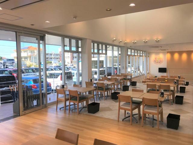 開放感のあるショールームでゆっくりとお過ごしいただけます。