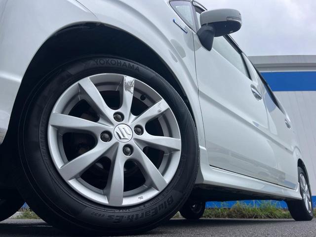 【純正アルミホイール】外観にマッチした純正アルミホイールを装着しております。各種社外アルミホイールや、スタッドレスタイヤも取扱いしております。是非ご相談ください♪