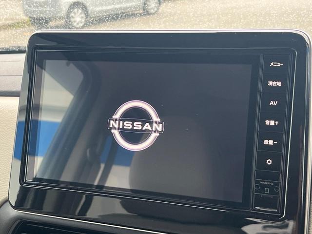 【純正ナビ】人気の純正ナビを装備。オーディオ機能も充実しており、Ｂｌｕｅｔｏｏｔｈ接続すればお持ちのスマホやＭＰ３プレイヤーの音楽を再生可能！毎日の運転がさらに楽しくなります！！