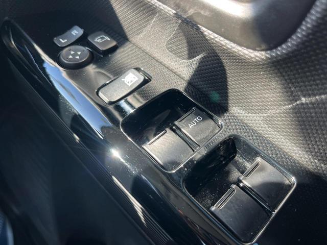 スペーシアカスタム ハイブリッドXSターボ 1年保証付 両側電動ドア 純正SDナビ 全周囲カメラ 衝突被害軽減システム 禁煙車 シートヒーター コーナーセンサー スマートキー LEDヘッド ビルトインETC クルコン 車線逸脱警報(61枚目)