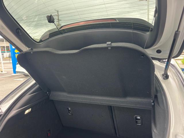 MX-30 モダンコンフィデンス 1年保証付 全周囲カメラ 衝突被害軽減システム レーダークルーズ 禁煙車 レザーシート パワーシート ドラレコ コーナーセンサー LEDヘッド ビルトインETC 車線逸脱警報 オートライト(38枚目)