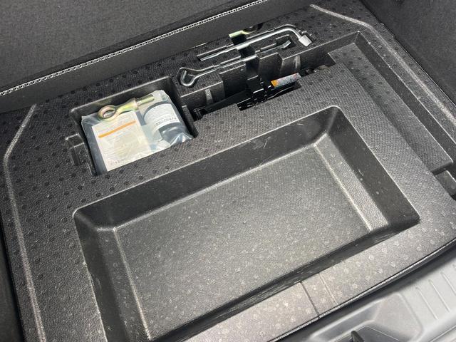 MX-30 モダンコンフィデンス 1年保証付 全周囲カメラ 衝突被害軽減システム レーダークルーズ 禁煙車 レザーシート パワーシート ドラレコ コーナーセンサー LEDヘッド ビルトインETC 車線逸脱警報 オートライト(40枚目)