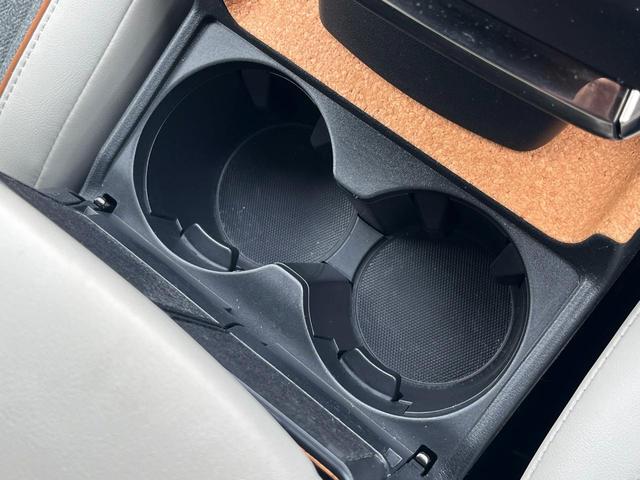 MX-30 モダンコンフィデンス 1年保証付 全周囲カメラ 衝突被害軽減システム レーダークルーズ 禁煙車 レザーシート パワーシート ドラレコ コーナーセンサー LEDヘッド ビルトインETC 車線逸脱警報 オートライト(64枚目)