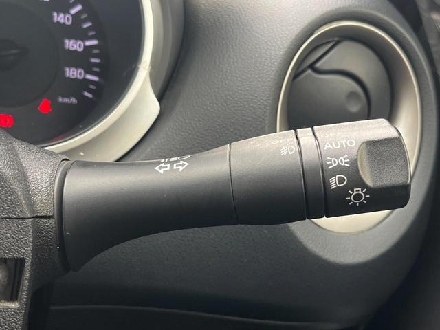 ジューク 16GT タイプV 1年保証付 純正SDナビ バックカメラ 禁煙車 スマートキー HIDヘッド ETC オートライト オートエアコン 純正17インチアルミ Bluetooth CD DVD再生 フルセグ(7枚目)