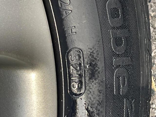 ジューク 16GT タイプV 1年保証付 純正SDナビ バックカメラ 禁煙車 スマートキー HIDヘッド ETC オートライト オートエアコン 純正17インチアルミ Bluetooth CD DVD再生 フルセグ(23枚目)