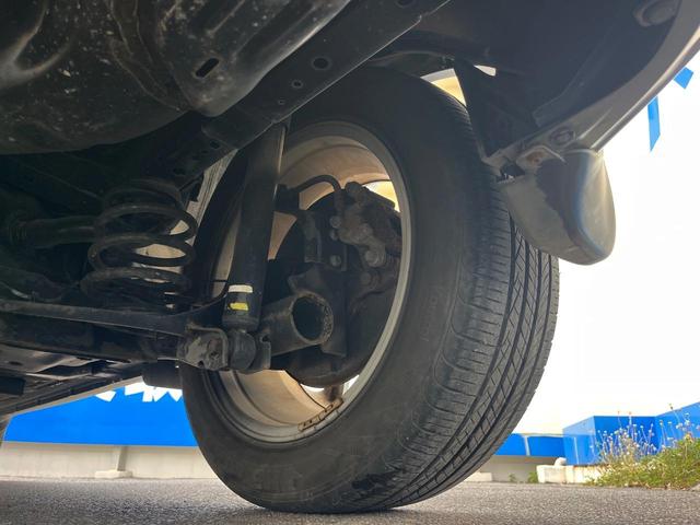 ジューク 16GT タイプV 1年保証付 純正SDナビ バックカメラ 禁煙車 スマートキー HIDヘッド ETC オートライト オートエアコン 純正17インチアルミ Bluetooth CD DVD再生 フルセグ(25枚目)