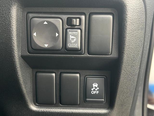 ジューク 16GT タイプV 1年保証付 純正SDナビ バックカメラ 禁煙車 スマートキー HIDヘッド ETC オートライト オートエアコン 純正17インチアルミ Bluetooth CD DVD再生 フルセグ(46枚目)