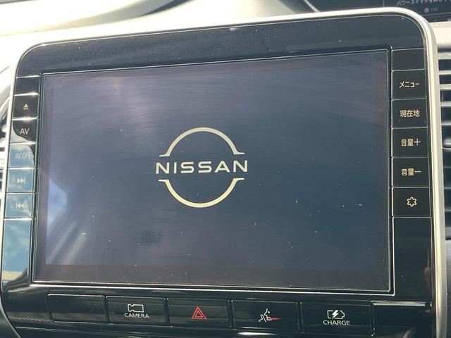 【純正ナビ】人気の純正ナビを装備。オーディオ機能も充実しており、Bluetooth接続すればお持ちのスマホやMP3プレイヤーの音楽を再生可能!毎日の運転がさらに楽しくなります!!