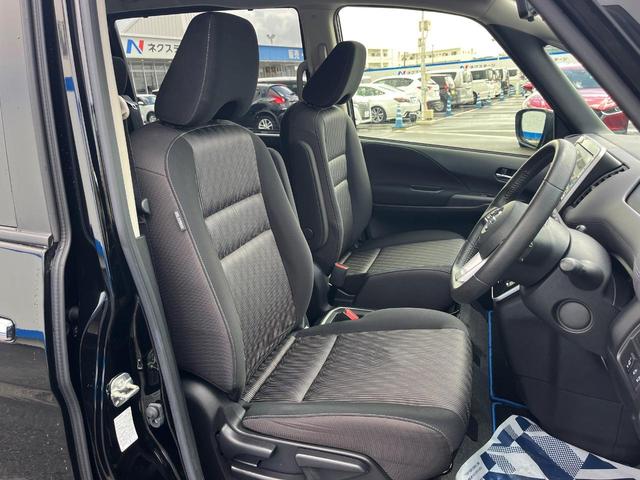 運転席シート廻りは使用感も少なく、良好な状態となっています。丁寧に使われていたことがよくわかりますね。