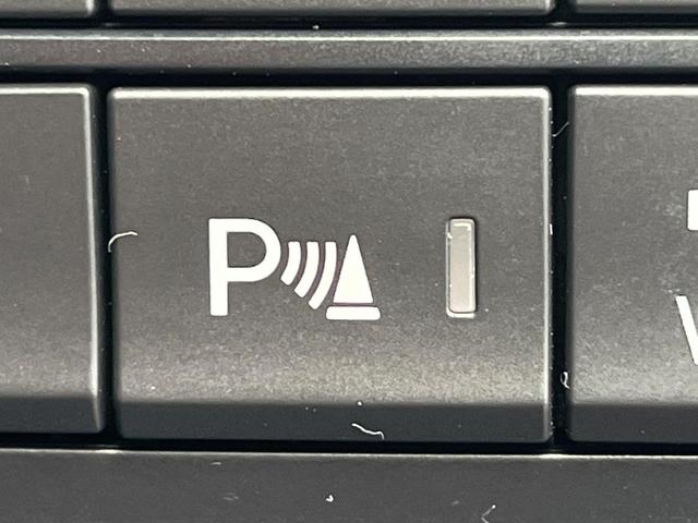 【コーナーセンサー】バンパーに付いたセンサーが障害物を検知！一定の距離に近づくとアラートで教えてくれます♪狭い駐車スペースや車庫入れ時も安心ですね☆