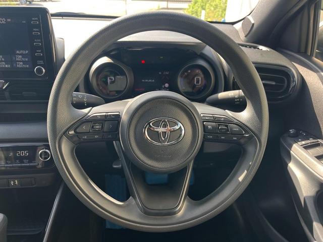 【ステアリングスイッチ】運転中、前方から目線をそらすことなく、オーディオ等の操作が可能な便利機能！安心＆快適なドライブを演出してくれます♪