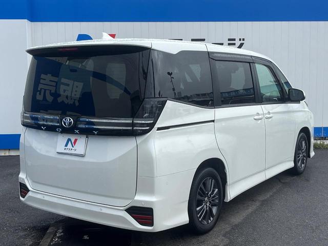 ☆全国のネクステージからお取り寄せが可能※！遠方の店舗に展示してあるクルマが気になる場合も、最寄りの店舗でご覧いただくことが可能です！是非私たちに要望をお聞かせください！※別途費用