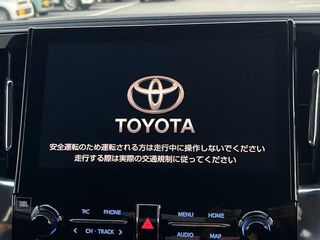 【純正ナビ】人気の純正ナビを装備しております。ナビの使いやすさはもちろん、オーディオ機能も充実！キャンプや旅行はもちろん、通勤や買い物など普段のドライブも楽しくなるはず♪