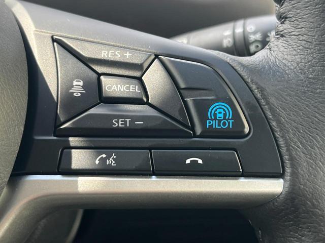 【プロパイロット】高速道路での長距離走行が楽に！！渋滞時と巡回走行のシーンで、アクセル・ブレーキ・ステアリングを自動で制御し、長距離運転の負担を軽減してくれます♪