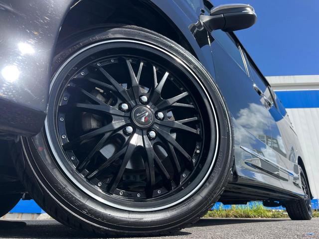 【アルミホイール】外観にマッチしたアルミホイールを装着しております。各種アルミホイールや、スタッドレスタイヤも取扱いしております。是非ご相談ください♪