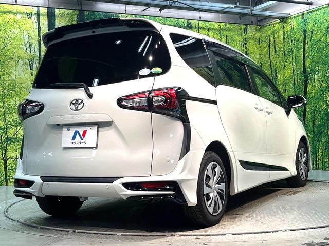 ☆全国のネクステージからお取り寄せが可能※！遠方の店舗に展示してあるクルマが気になる場合も、最寄りの店舗でご覧いただくことが可能です！是非私たちに要望をお聞かせください！※別途費用