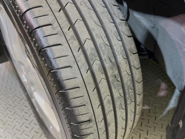 お車を安心してお乗りいただく為には、足回りの定期点検が欠かせません。サービスサポート（有償保証）では無料点検もご提供しており、安心のカーライフをお過ごしいただけるサポート体制が整っています。