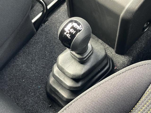 ４ＷＤのお車ですので、雪道でも安心です♪降雪地地域にお住まいの方以外にも、ウィンタースポーツが趣味の方や降雪地域へ帰省される機会がある方にもおすすめ！