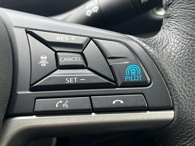 【プロパイロット】高速道路での長距離走行が楽に！！渋滞時と巡回走行のシーンで、アクセル・ブレーキ・ステアリングを自動で制御し、長距離運転の負担を軽減してくれます♪