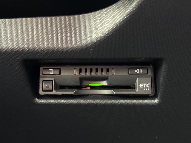 【ＥＴＣ】高速道路の料金所をストレスなく通過！話題のスポットやサービスエリアに多い「スマートＩＣ」利用時は必須のアイテムです。当店でセットアップを実施、ご納車当日からすぐにご利用いただけます！