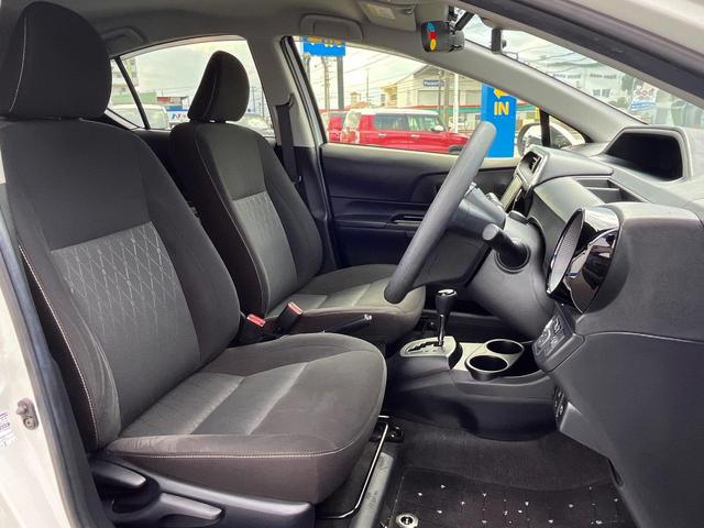 運転席シート廻りは使用感も少なく、良好な状態となっています。丁寧に使われていたことがよくわかりますね。