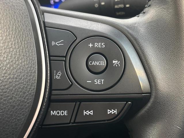 【レーダークルーズコントロール】高速道路での長距離走行が楽に！！自動で速度を保つクルーズコントロールが、衝突軽減システムと連携し、前方の車両を感知して車間を保つように速度調節してくれます！！