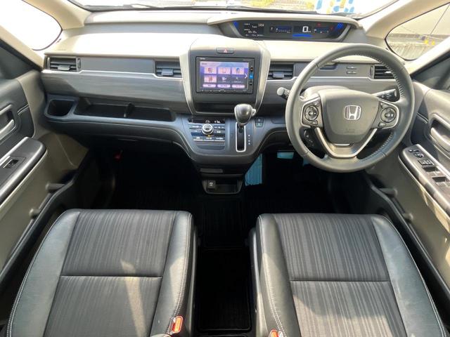 フリード Ｇ・ホンダセンシング　１年保証付　両側電動ドア　バックカメラ　衝突被害軽減システム　レーダークルーズ　禁煙車　ハーフレザーシート　ドラレコ　コーナーセンサー　スマートキー　ビルトインＥＴＣ　純正１５インチアルミ（2枚目）