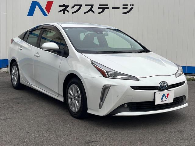 高透明度のガラス皮膜で撥水はもちろん、上質なツヤ・光沢を実現。紫外線や酸性雨から大切な愛車を保護し、色あせ・劣化を防止。「弾スプラッシュコート」、「弾プリミッサコート」からお選びいただけます。