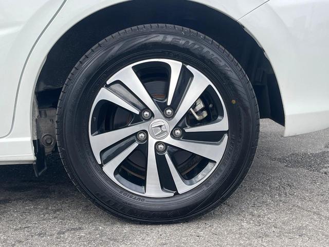 フリードハイブリッド ハイブリッド・ＥＸ　１年保証付　両側電動ドア　衝突被害軽減システム　レーダークルーズ　禁煙車　ハーフレザーシート　コーナーセンサー　スマートキー　ＬＥＤヘッド　ビルトインＥＴＣ　純正１５インチアルミ　車線逸脱警報（24枚目）