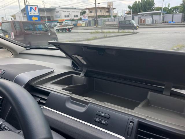 フリードハイブリッド ハイブリッド・ＥＸ　１年保証付　両側電動ドア　衝突被害軽減システム　レーダークルーズ　禁煙車　ハーフレザーシート　コーナーセンサー　スマートキー　ＬＥＤヘッド　ビルトインＥＴＣ　純正１５インチアルミ　車線逸脱警報（48枚目）