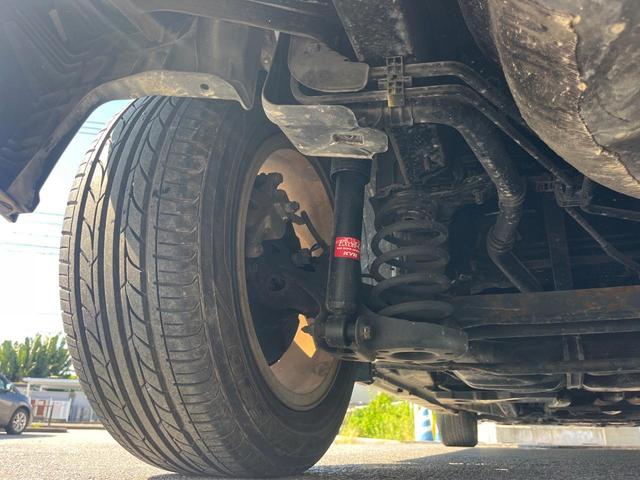 プリウスアルファ Ｓ　１年保証付　禁煙車　バックカメラ　レザーシート　ドラレコ　スマートキー　ビルトインＥＴＣ　純正１６インチアルミ　オートライト　オートエアコン　Ｂｌｕｅｔｏｏｔｈ　ＣＤ　ＤＶＤ再生（27枚目）