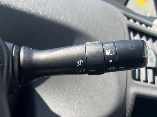 プリウスアルファ Ｓ　１年保証付　禁煙車　バックカメラ　レザーシート　ドラレコ　スマートキー　ビルトインＥＴＣ　純正１６インチアルミ　オートライト　オートエアコン　Ｂｌｕｅｔｏｏｔｈ　ＣＤ　ＤＶＤ再生（57枚目）