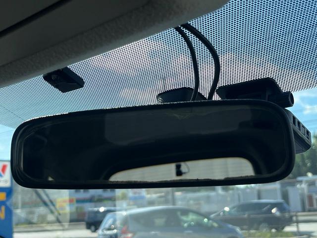 プリウスアルファ Ｓ　１年保証付　禁煙車　バックカメラ　レザーシート　ドラレコ　スマートキー　ビルトインＥＴＣ　純正１６インチアルミ　オートライト　オートエアコン　Ｂｌｕｅｔｏｏｔｈ　ＣＤ　ＤＶＤ再生（69枚目）