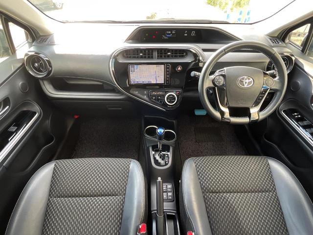 アクア クロスオーバー　１年保証付　バックカメラ　衝突被害軽減システム　禁煙車　ハーフレザーシート　ドラレコ　スマートキー　ＬＥＤヘッド　ビルトインＥＴＣ　クルコン　純正１６インチアルミ　車線逸脱警報　オートライト（2枚目）