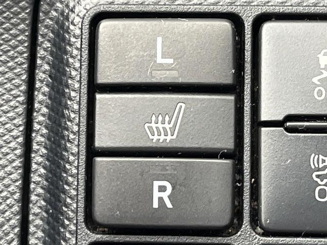 アクア クロスオーバー　１年保証付　バックカメラ　衝突被害軽減システム　禁煙車　ハーフレザーシート　ドラレコ　スマートキー　ＬＥＤヘッド　ビルトインＥＴＣ　クルコン　純正１６インチアルミ　車線逸脱警報　オートライト（7枚目）