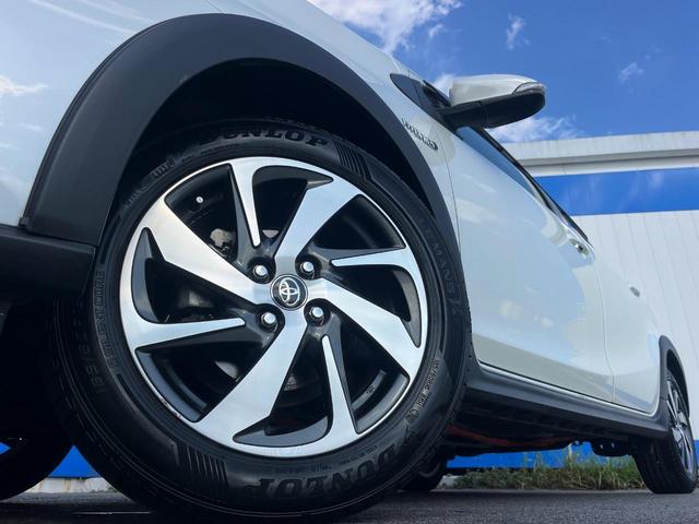 アクア クロスオーバー　１年保証付　バックカメラ　衝突被害軽減システム　禁煙車　ハーフレザーシート　ドラレコ　スマートキー　ＬＥＤヘッド　ビルトインＥＴＣ　クルコン　純正１６インチアルミ　車線逸脱警報　オートライト（14枚目）