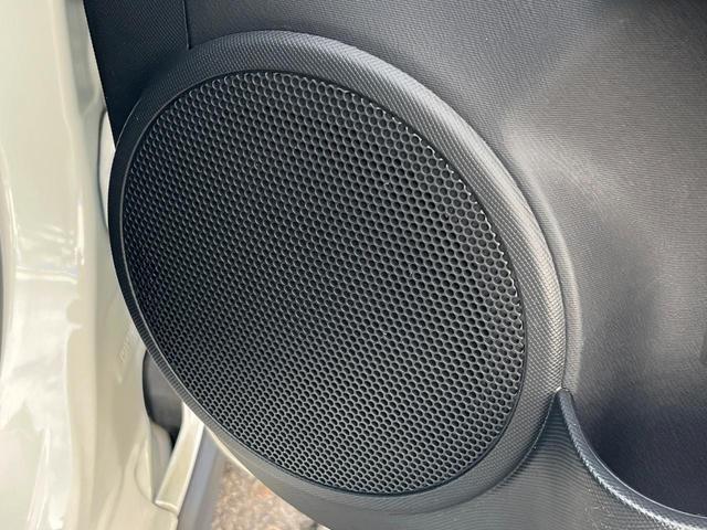 アクア クロスオーバー　１年保証付　バックカメラ　衝突被害軽減システム　禁煙車　ハーフレザーシート　ドラレコ　スマートキー　ＬＥＤヘッド　ビルトインＥＴＣ　クルコン　純正１６インチアルミ　車線逸脱警報　オートライト（43枚目）