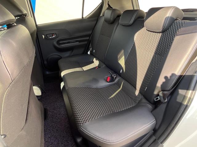 アクア クロスオーバー　１年保証付　バックカメラ　衝突被害軽減システム　禁煙車　ハーフレザーシート　ドラレコ　スマートキー　ＬＥＤヘッド　ビルトインＥＴＣ　クルコン　純正１６インチアルミ　車線逸脱警報　オートライト（45枚目）