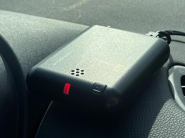 ヤリスクロス ハイブリッドＺ　１年保証付　全周囲カメラ　衝突被害軽減システム　禁煙車　ハーフレザーシート　コーナーセンサー　スマートキー　ＬＥＤヘッド　ＥＴＣ　クルコン　純正１８インチアルミ　オートライト　オートエアコン（8枚目）