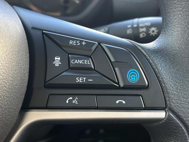 【プロパイロット】高速道路での長距離走行が楽に！！渋滞時と巡回走行のシーンで、アクセル・ブレーキ・ステアリングを自動で制御し、長距離運転の負担を軽減してくれます♪