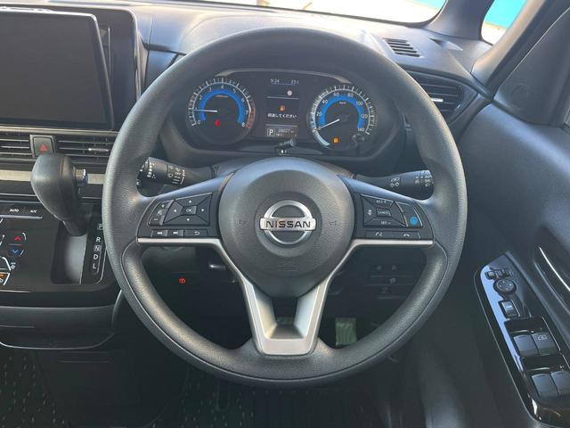 【ステアリングスイッチ】運転中、前方から目線をそらすことなく、オーディオ等の操作が可能な便利機能！安心＆快適なドライブを演出してくれます♪