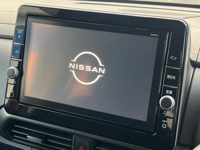 【純正９インチナビ】人気の純正ナビを装備しております。ナビの使いやすさはもちろん、オーディオ機能も充実！キャンプや旅行はもちろん、通勤や買い物など普段のドライブも楽しくなるはず♪